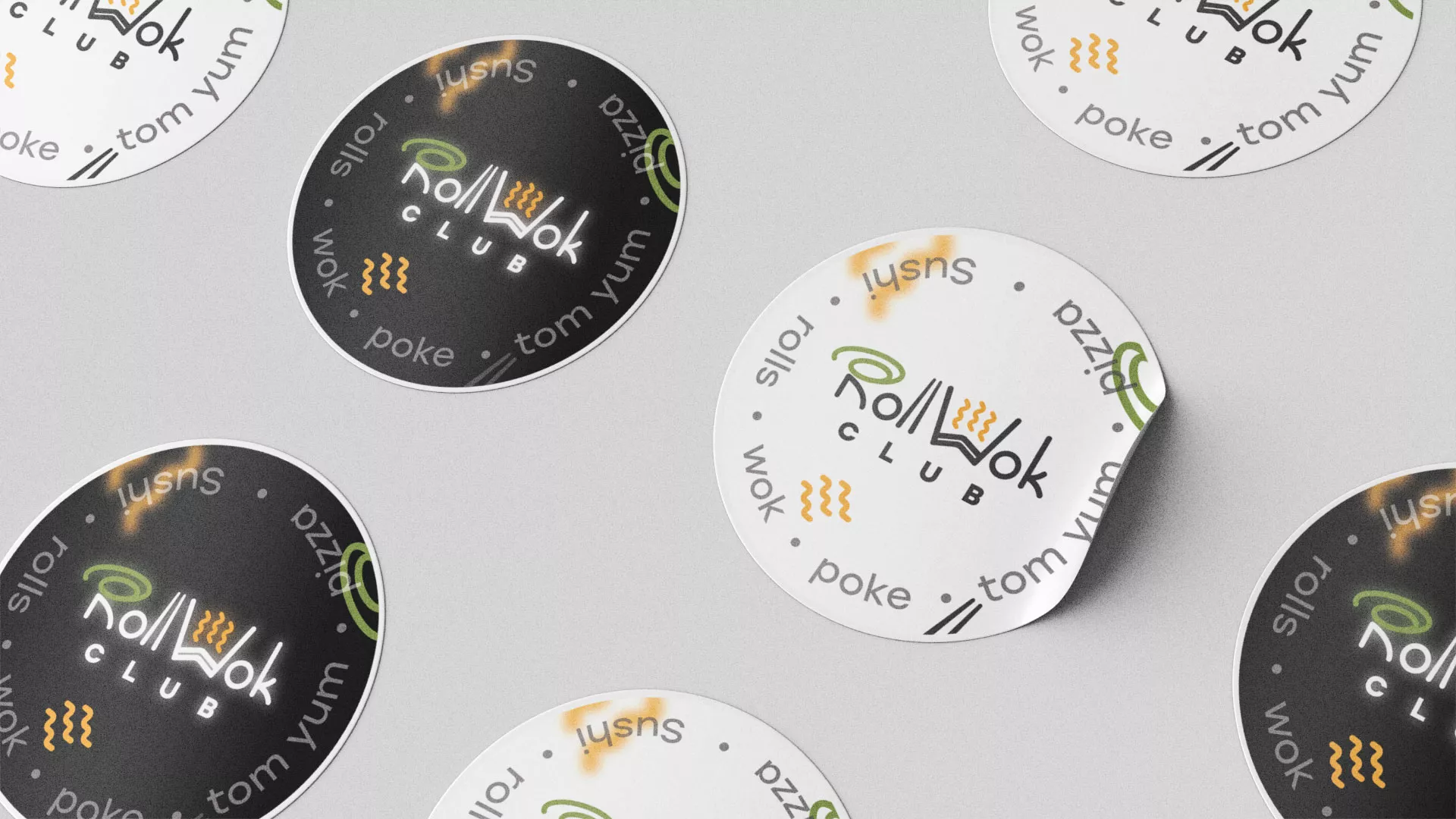 Разработка наклеек для суши-бара «Roll Wok Club» в Кузнецке